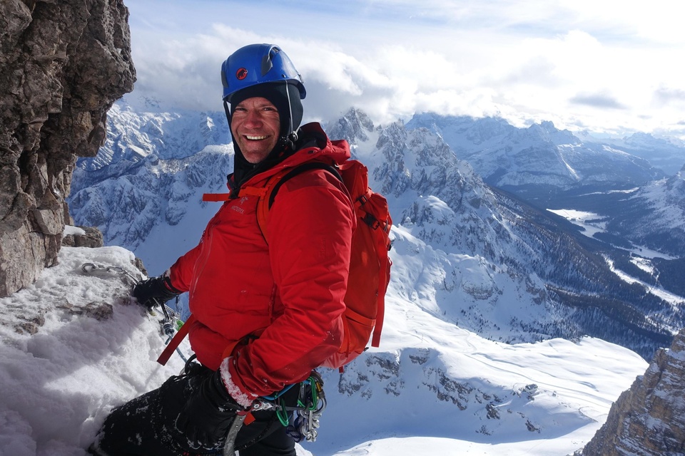 Dokumentarci Steve Backshall protiv vertikalne milje
