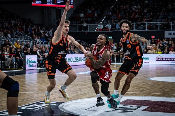 RASTA Vechta - BMA365 Bamberg Baskets