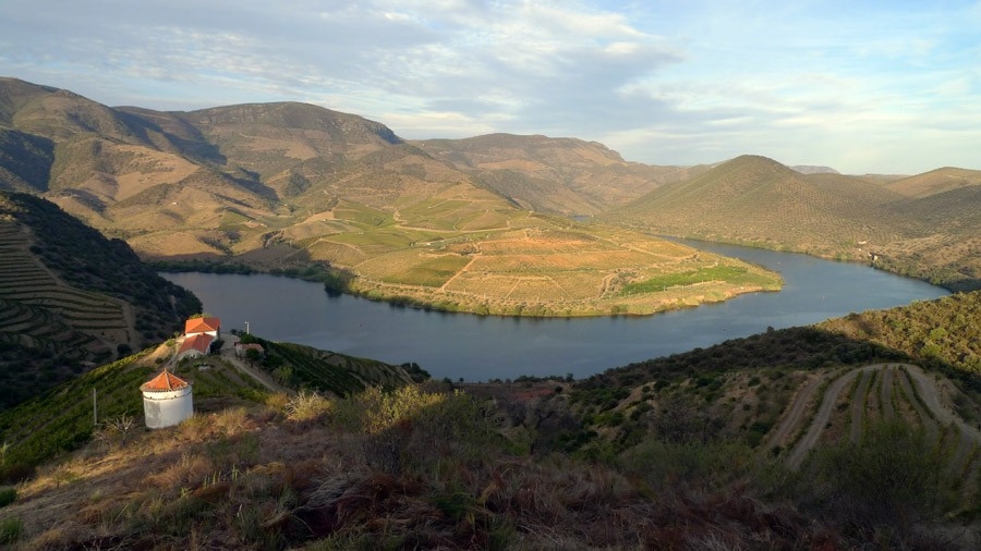 Dokument Na cestě po údolí řeky Douro