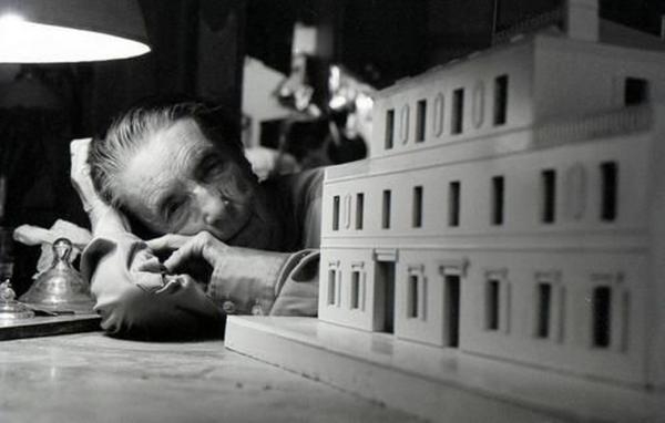 Louise Bourgeoisová: sochařské emoce