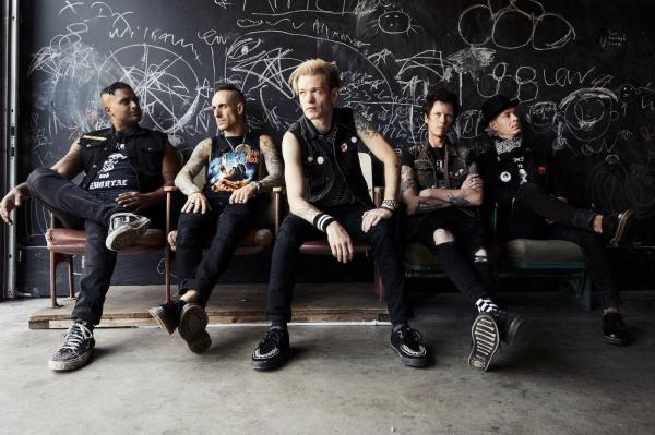 INTERVIEW: SUM 41