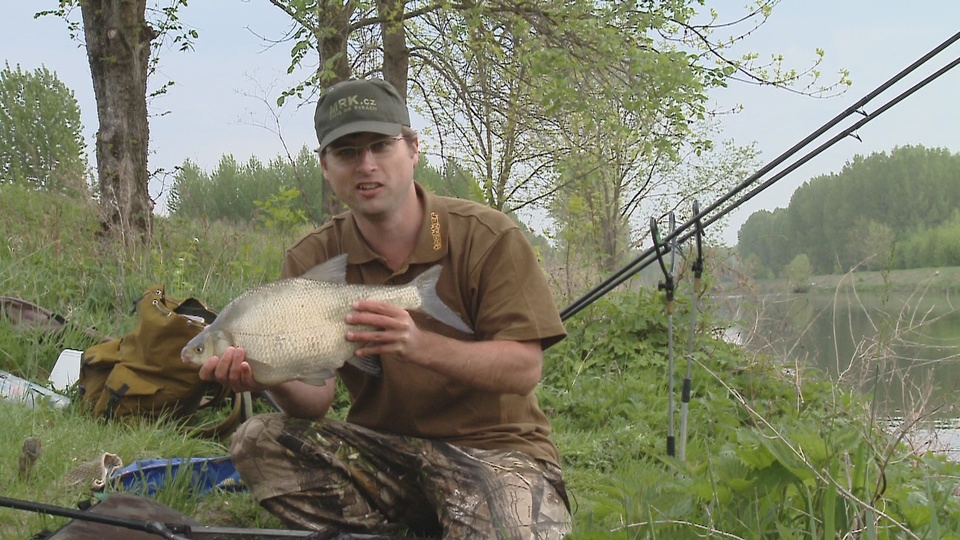 Dokument Matchfishing - Parmy na děličku na Tisze