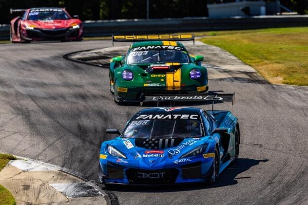 Trailing: GT World Series v Sierre Zinal