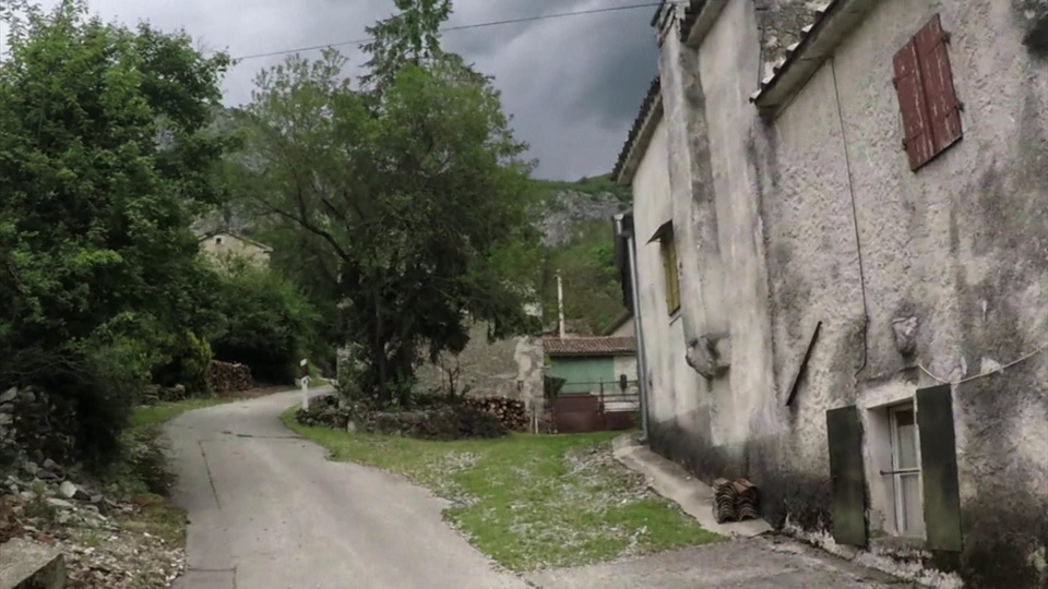 Dokumentarci Mostovi: Hrvatski identitet - Srednjoeuropljani i Vlaji