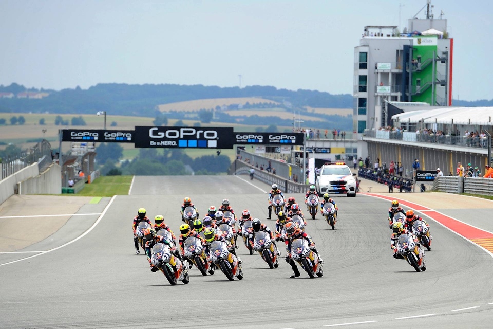 Dokument Red Bull MotoGP™ Rookies Cup Sachsenring: Race 10