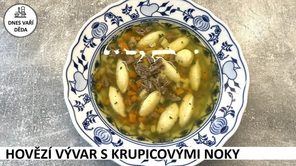 Hovězí vývar s&nbsp;krupicovými noky