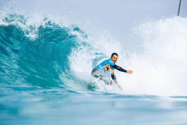 Inside Pro Surfing