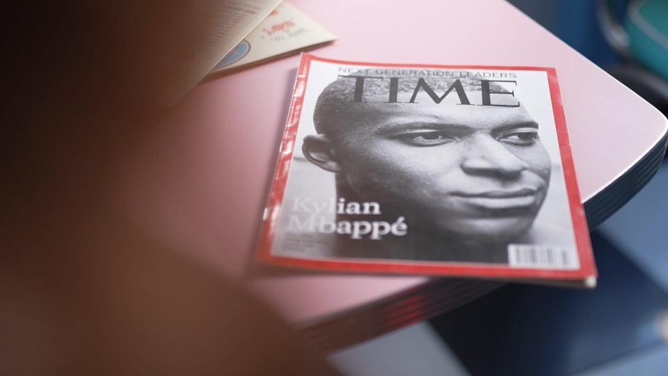 Dokument Mbappé, la diplomatie du ballon rond
