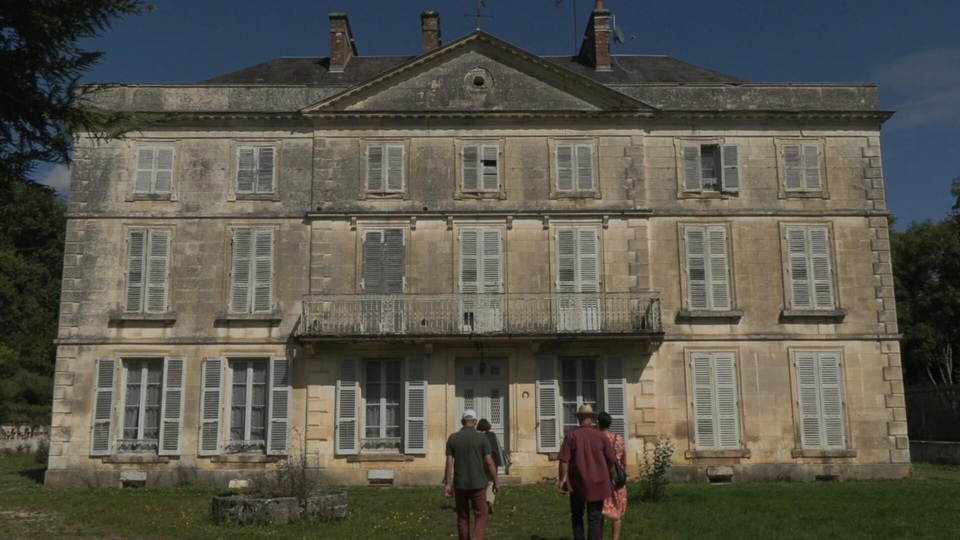 Dokument Péril en la demeure, les héros du patrimoine