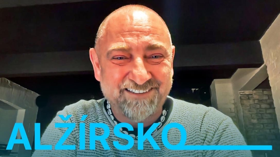 Za hranicí