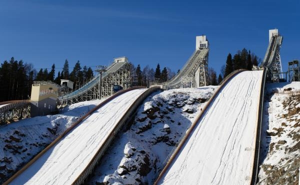 Skoky na lyžích: SP Finsko